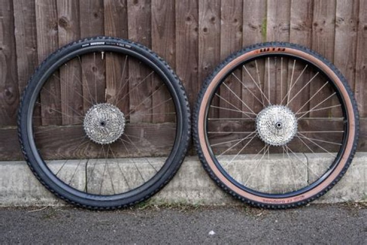 Can I put 27.5 tires on 700c?