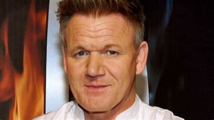 How did Gordon Ramsay lost his Michelin stars?
