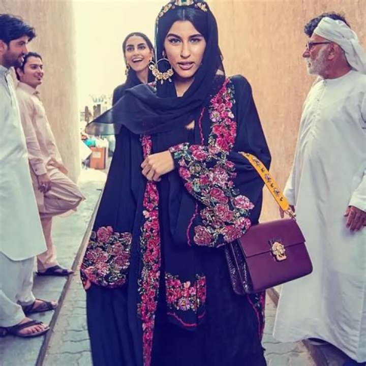 What is the dress code in Saudi Arabia?