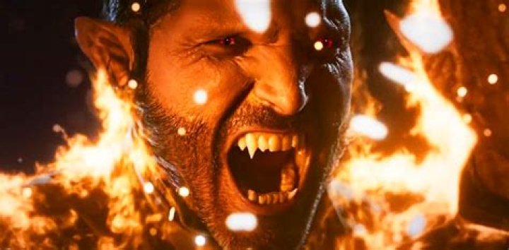 Why did Derek eyes turn gold?